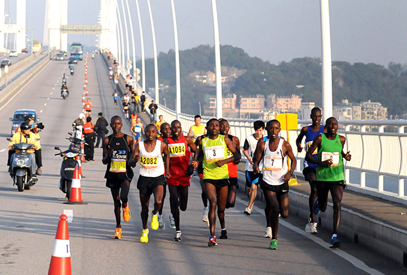 �D����ڰ��ԪQ