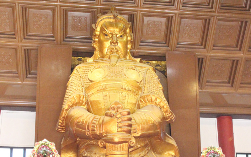 ���䨮����