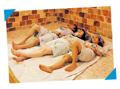 �������]��