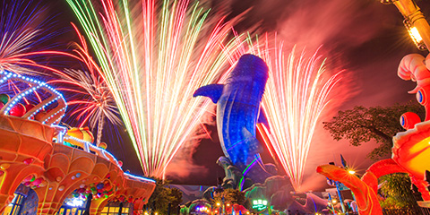 ��^�������~